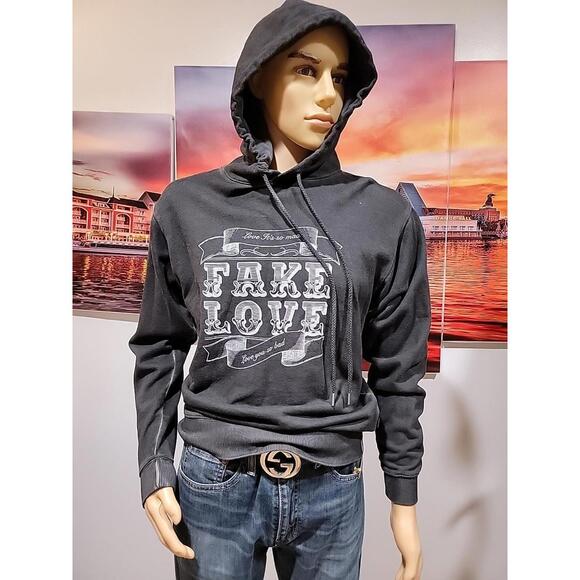 BTS official Fake Love BTS Size S Men's Hooded Sweatshirt Gray Graphic NWT #W8